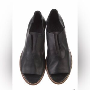 Zero Maria Cornejo leather flats/slides.